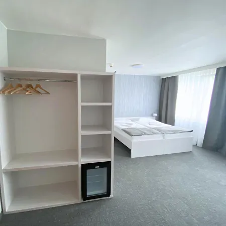 Lägenhetshotell Jantar Szczecin