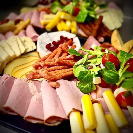 Jantar アパートホテル
