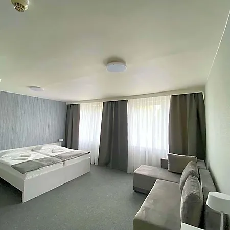 Lägenhetshotell Jantar 3*
