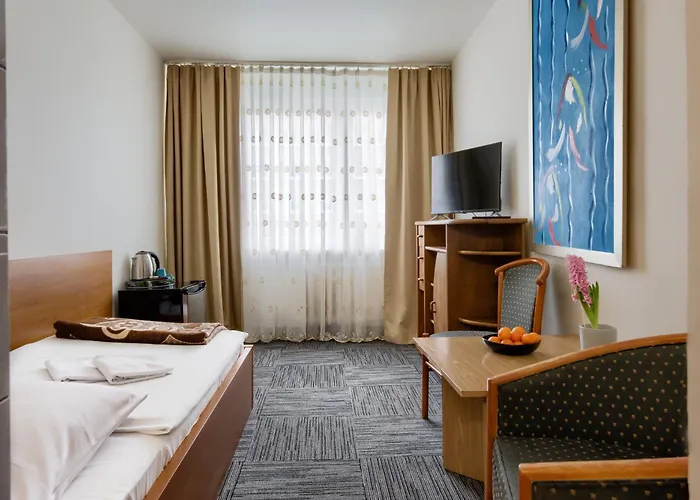 Jantar Apartahotel *